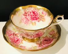 Load image into Gallery viewer, Royal Albert Cabbage Roses
