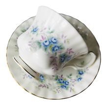 Load image into Gallery viewer, Royal Albert Blue Blossom
