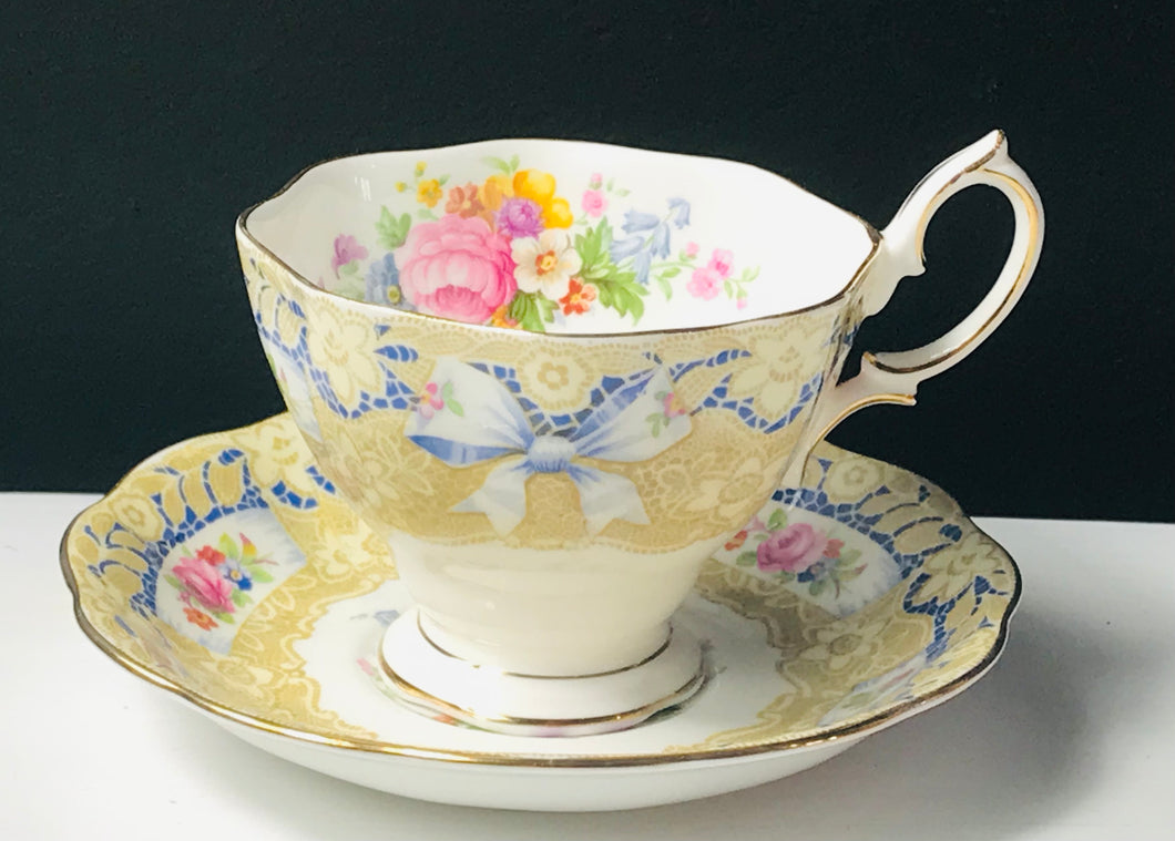 Royal Albert Valentine