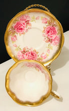 Load image into Gallery viewer, Royal Albert Cabbage Roses
