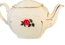 Load image into Gallery viewer, Sadler Rose Teapot

