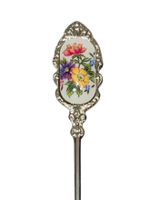 Load image into Gallery viewer, Vintage Floral Spoons Japan
