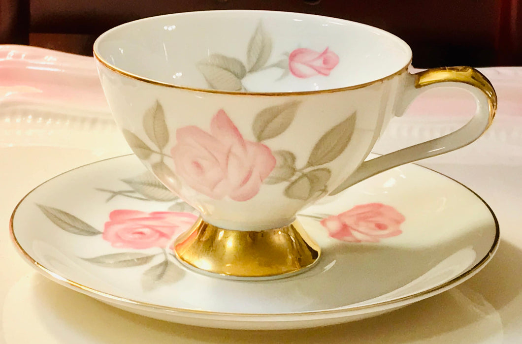 Pretty in Pink-Sweet Pink Roses Pedestal Teacup and Saucer Japan