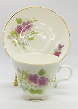 Load image into Gallery viewer, Pretty in Pink-Sadler Wellington Teacup and Saucer
