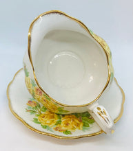 Load image into Gallery viewer, Pretty in Pink-Royal Albert Large Tea Rose Gravy Boat and Underplate
